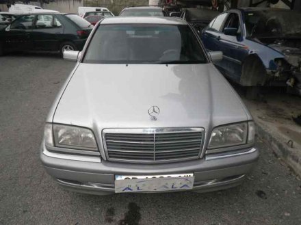 Vehiculo en el desguace: MERCEDES-BENZ CLASE C (W202) BERLINA 250 TD (202.128)