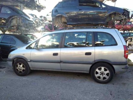 Vehiculo en el desguace: OPEL ZAFIRA A Club