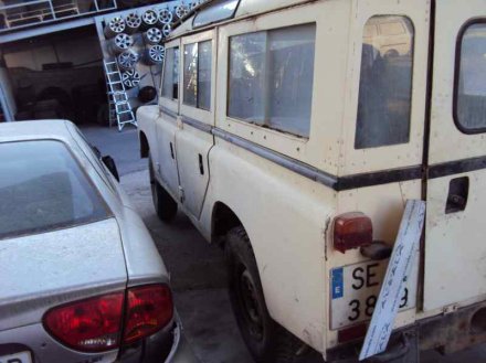 Vehiculo en el desguace: LAND ROVER SANTANA 109