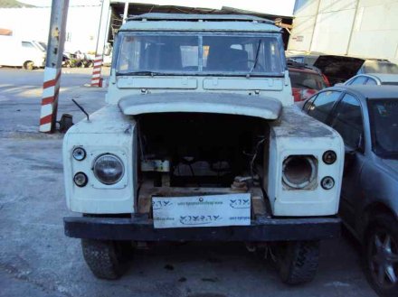 Vehiculo en el desguace: LAND ROVER SANTANA 109