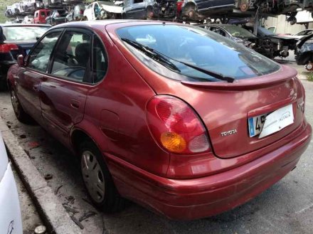 Vehiculo en el desguace: TOYOTA COROLLA (E11) 1.6 Linea Luna (5-ptas.)