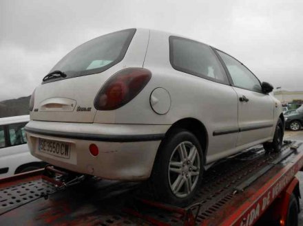 Vehiculo en el desguace: FIAT BRAVO (182) 1.6 16V / 16V 100 SX