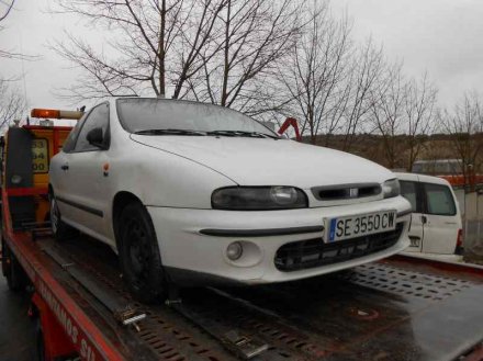 Vehiculo en el desguace: FIAT BRAVO (182) 1.6 16V / 16V 100 SX