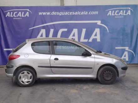 Vehiculo en el desguace: PEUGEOT 206 BERLINA XR