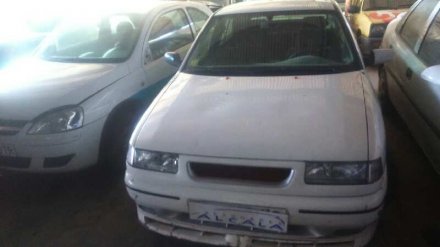 Vehiculo en el desguace: SEAT TOLEDO (1L) Magnus