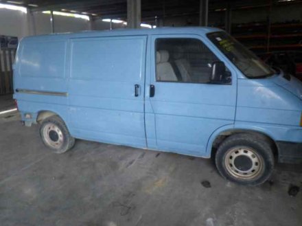 Vehiculo en el desguace: VOLKSWAGEN T4 TRANSPORTER/FURGONETA (MOD. 1991) Combi