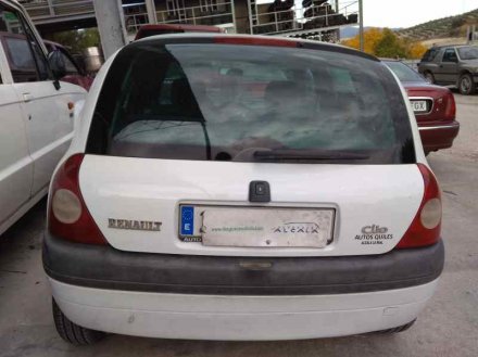 Vehiculo en el desguace: RENAULT CLIO II FASE I (B/CBO) 1.9 D