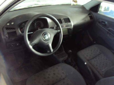 Vehiculo en el desguace: SEAT IBIZA (6K1) Signo