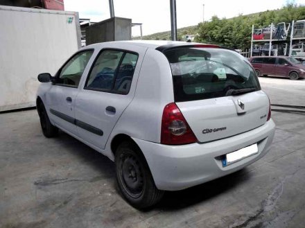 Vehiculo en el desguace: RENAULT CLIO II FASE II (B/CB0) Campus