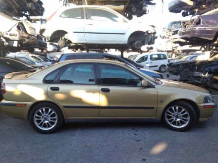 Vehiculo en el desguace: VOLVO S40 BERLINA 1.9 D