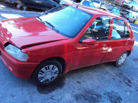 Vehiculo en el desguace: PEUGEOT 106 (S1) Kid