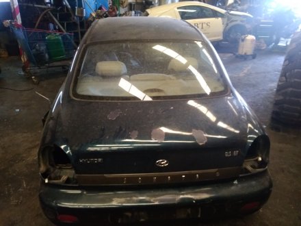 Vehiculo en el desguace: HYUNDAI SONATA (Y4) 2.0i 16V GLS