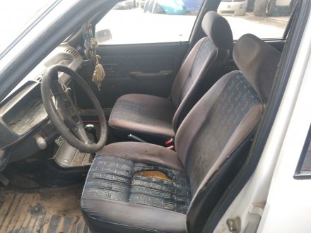 Vehiculo en el desguace: PEUGEOT 205 BERLINA 1.8 Diesel CAT
