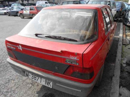 Vehiculo en el desguace: PEUGEOT 309 Best Line Automático