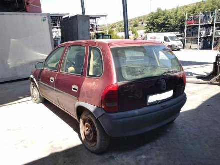 Vehiculo en el desguace: OPEL CORSA B Swing