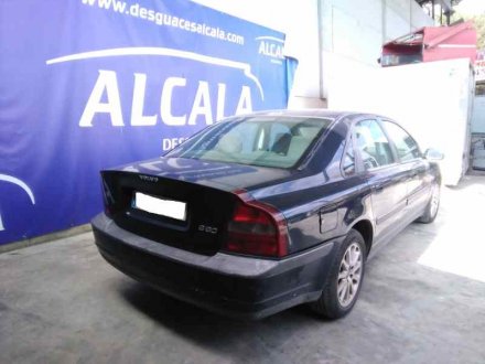 Vehiculo en el desguace: VOLVO S80 BERLINA 2.4 D