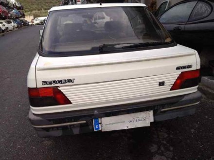 Vehiculo en el desguace: PEUGEOT 309 Vital Diesel