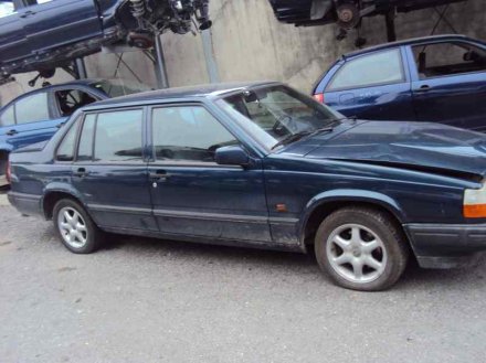 Vehiculo en el desguace: VOLVO SERIE 940 BERLINA/FAMILIAR 2.4 TD Berlina