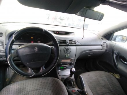 Vehiculo en el desguace: RENAULT LAGUNA II (BG0) 1.9 dCi Diesel