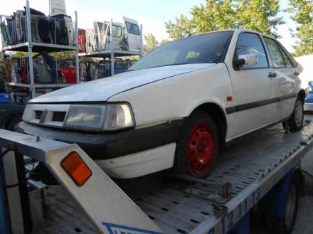 Vehiculo en el desguace: FIAT TEMPRA BERLINA (159) 1.9 D / S (I)