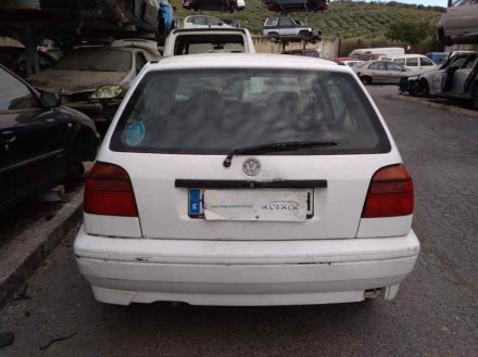 Vehiculo en el desguace: VOLKSWAGEN GOLF III BERLINA (1H1) CL