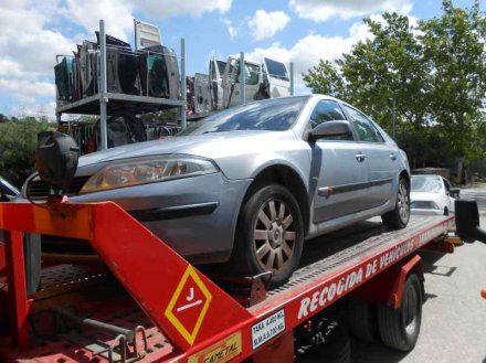 Vehiculo en el desguace: RENAULT LAGUNA II (BG0) Dynamique