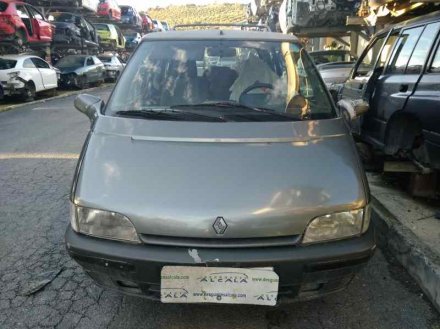 Vehiculo en el desguace: RENAULT ESPACE (J63) RT