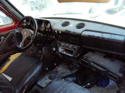 Vehiculo en el desguace: LADA NIVA ( 2121 / 21213 / 21214 / 21215 ) L