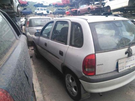 Vehiculo en el desguace: OPEL CORSA B City