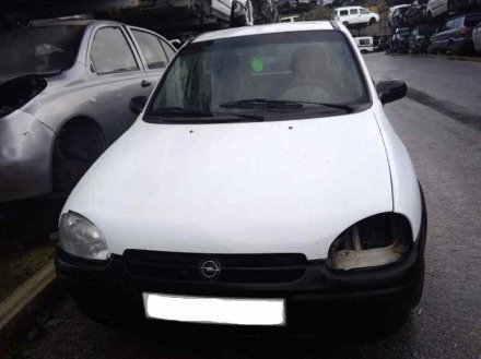 Vehiculo en el desguace: OPEL CORSA B Swing