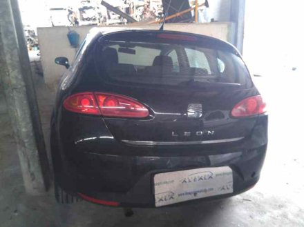 Vehiculo en el desguace: SEAT LEON (1P1) Reference