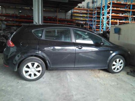 Vehiculo en el desguace: SEAT LEON (1P1) Reference