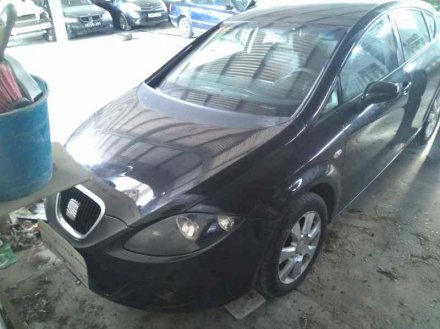 Vehiculo en el desguace: SEAT LEON (1P1) Reference