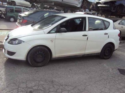 Vehiculo en el desguace: SEAT TOLEDO (5P2) Hot