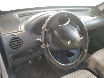 Vehiculo en el desguace: RENAULT KANGOO (F/KC0) ALIZE