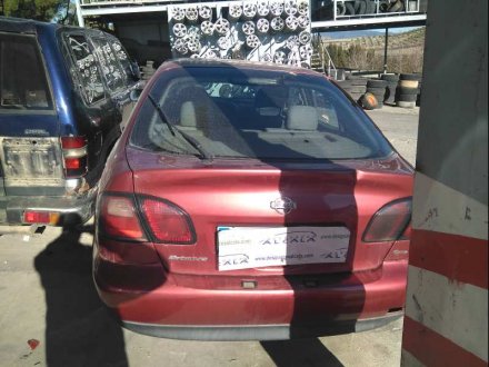 Vehiculo en el desguace: NISSAN PRIMERA BERLINA (P11) Básico