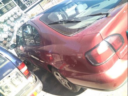 Vehiculo en el desguace: NISSAN PRIMERA BERLINA (P11) Básico