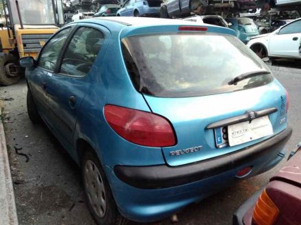 Vehiculo en el desguace: PEUGEOT 206 BERLINA XR