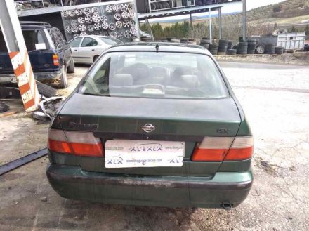 Vehiculo en el desguace: NISSAN PRIMERA BERLINA (P11) Básico