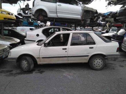 Vehiculo en el desguace: PEUGEOT 309 Vital Diesel