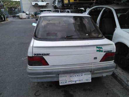 Vehiculo en el desguace: PEUGEOT 309 Vital Diesel