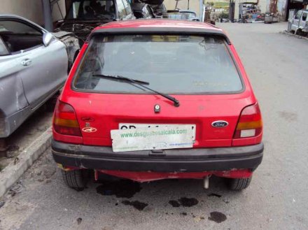 Vehiculo en el desguace: FORD FIESTA BERL./COURIER Surf