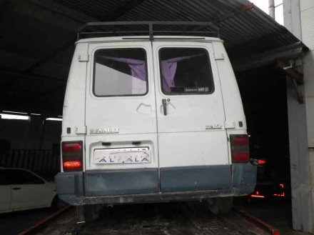 Vehiculo en el desguace: RENAULT TRAFIC (DESDE 5.89) T 1400