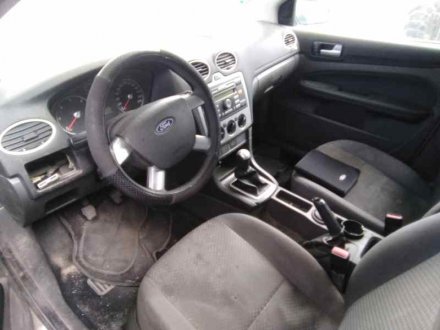 Vehiculo en el desguace: FORD FOCUS BERLINA (CAP) Ambiente (D)