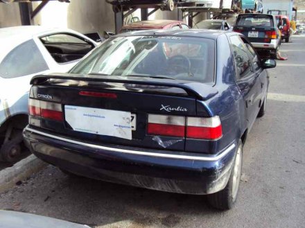 Vehiculo en el desguace: CITROËN XANTIA BERLINA 1.9 TD SX