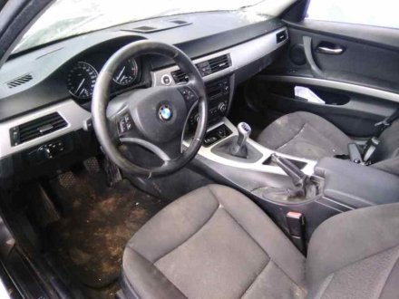 Vehiculo en el desguace: BMW SERIE 3 BERLINA (E90) 318d