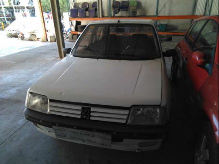 Vehiculo en el desguace: PEUGEOT 205 BERLINA 1.4 Mito