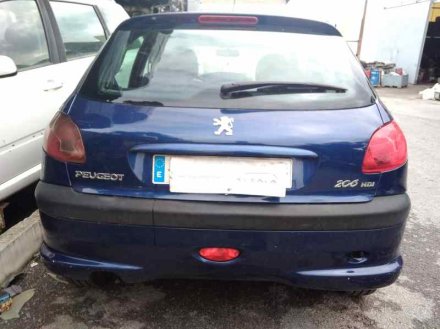 Vehiculo en el desguace: PEUGEOT 206 BERLINA XT