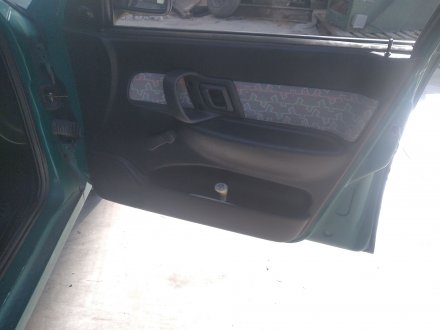 Vehiculo en el desguace: SEAT CORDOBA BERLINA (6K2) 1.4