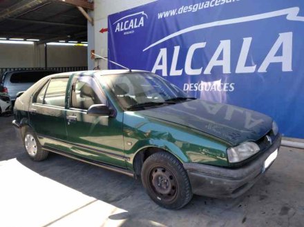 Vehiculo en el desguace: RENAULT 19 (B/C/L53) B5305